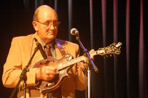 Pete Hart Makes Beautiful Music