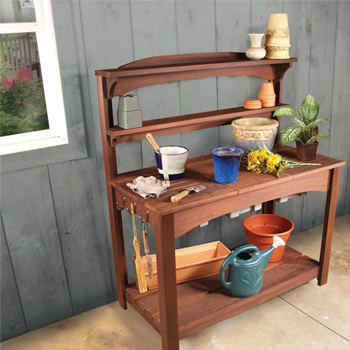 From “Yard” to “Favorite Gathering Place” – Woodcraft Tips for Spring Home Projects