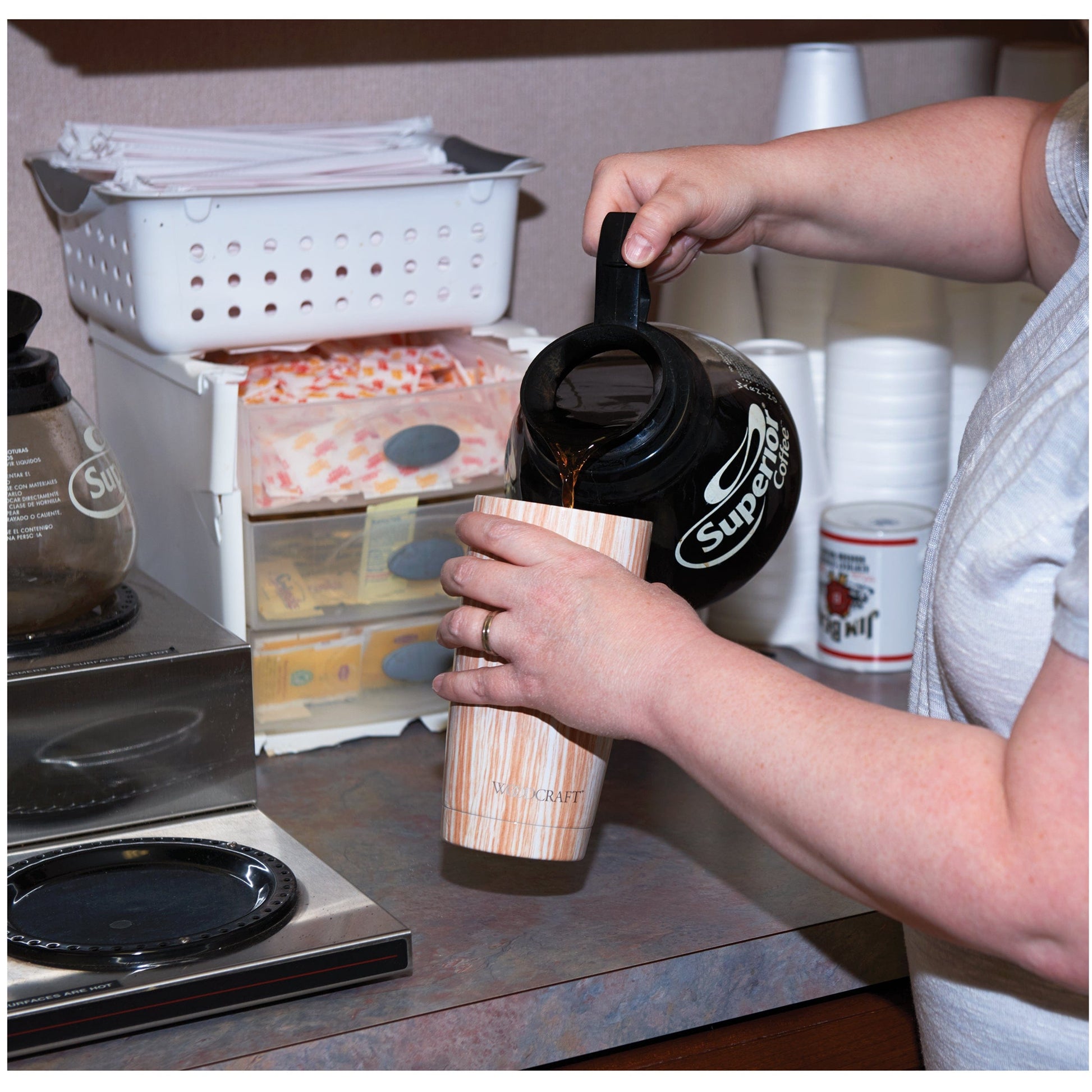 Wood-Grain Tumbler - 20 oz. alt 0