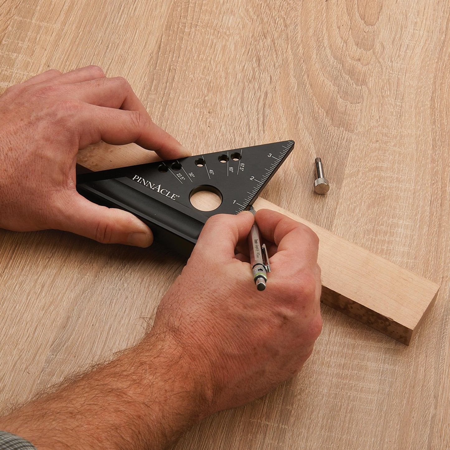 Mini Carpenter Square alt 0