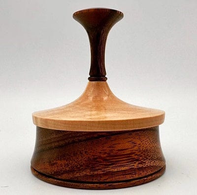 501_Lidded_box.jpg
