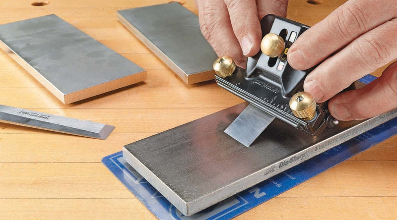 336_Sharpening-BenchChisel.jpg